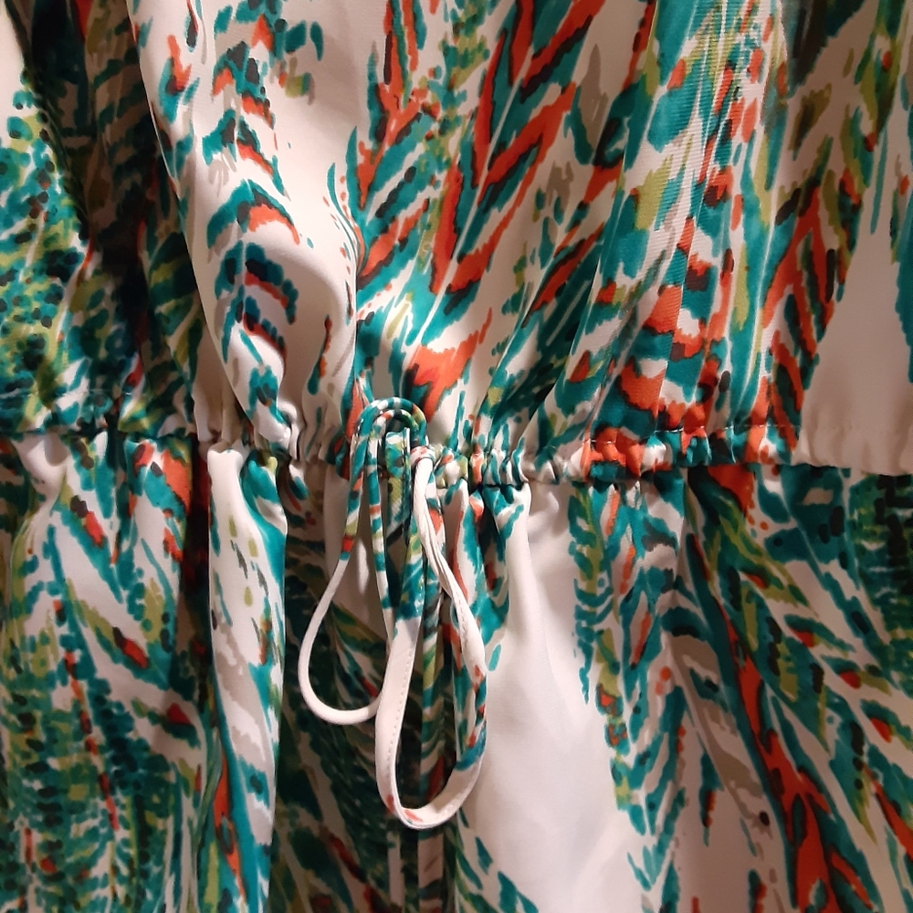 Top - Picture 2 of 4